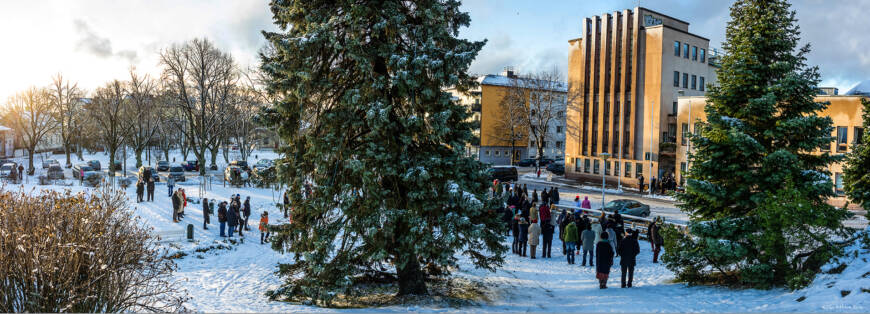 Julfreden utlyses från stadshusets balkong